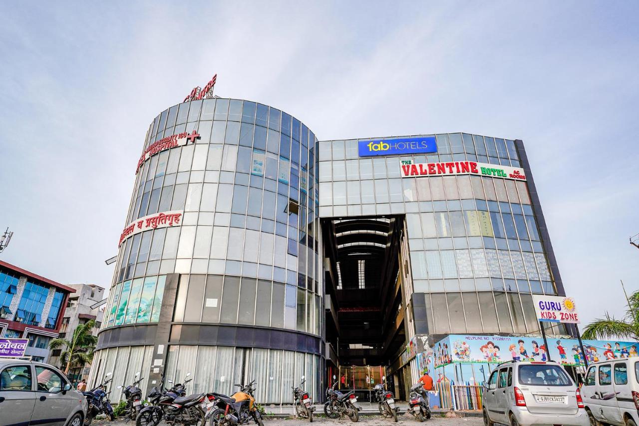 Fabhotel The Valentine - Udhna Road Surat Luaran gambar