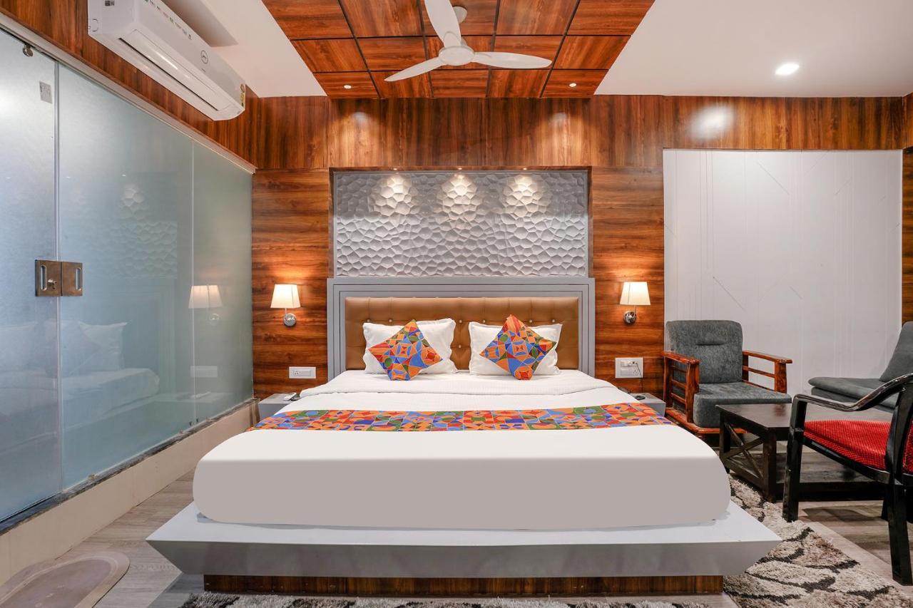 Fabhotel The Valentine - Udhna Road Surat Luaran gambar