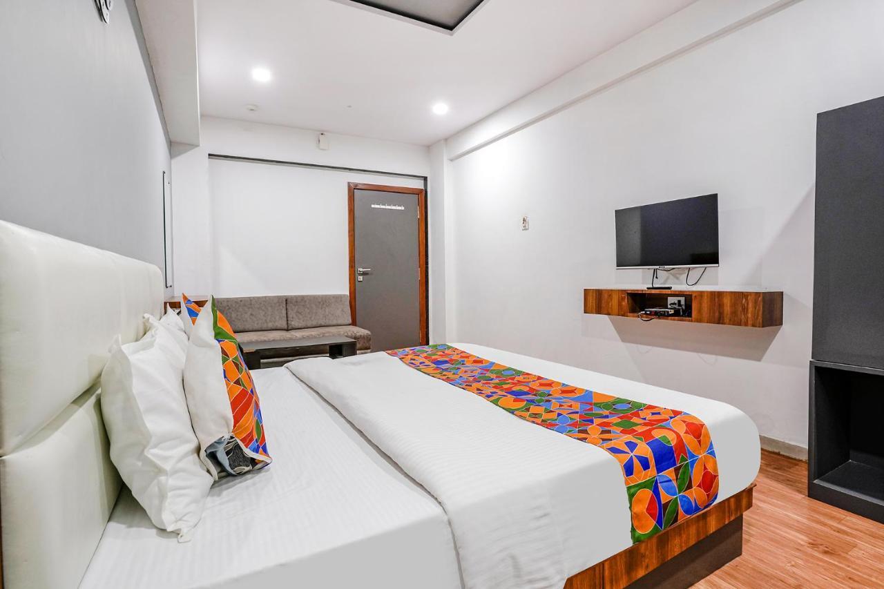 Fabhotel The Valentine - Udhna Road Surat Luaran gambar