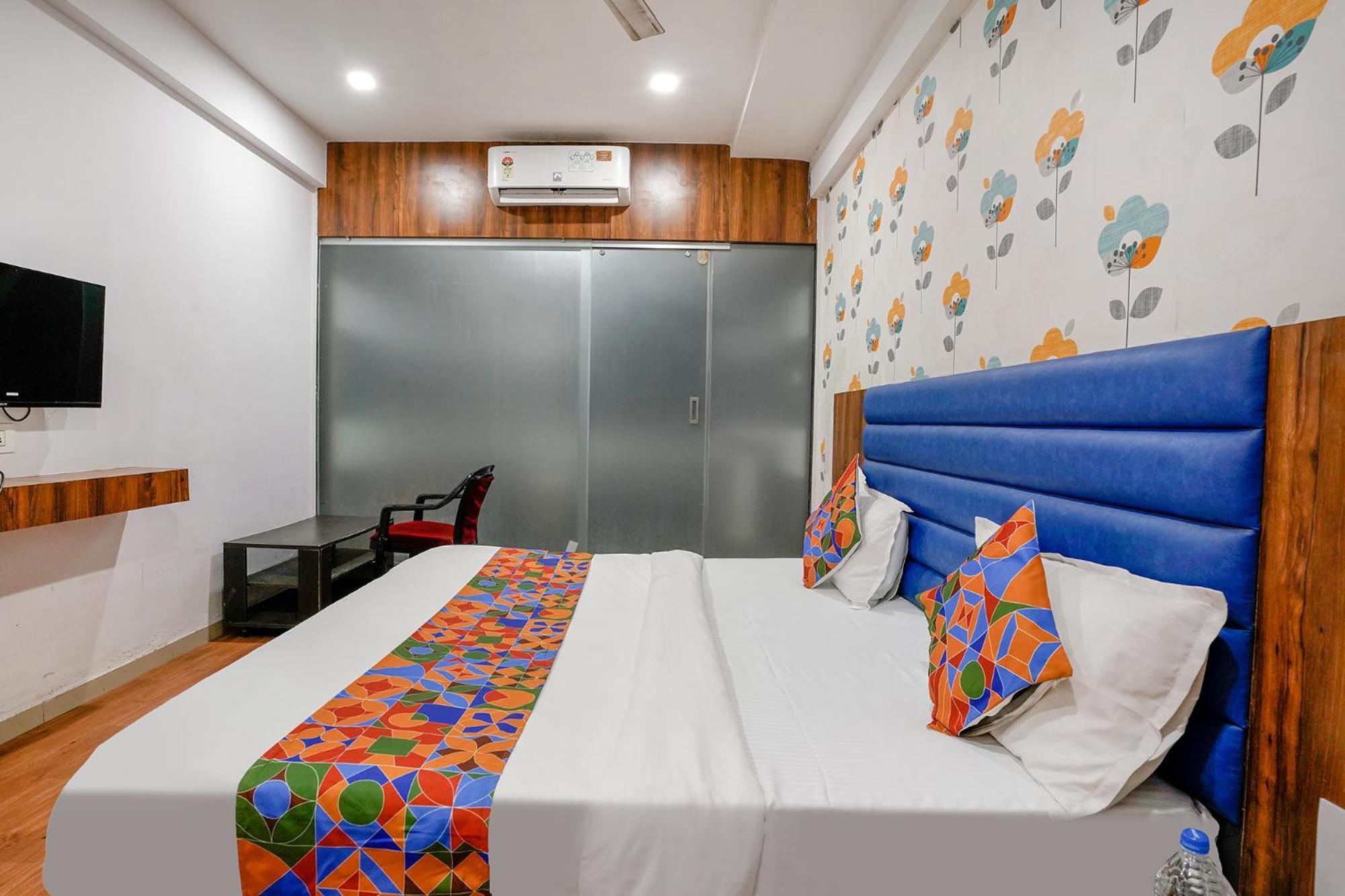 Fabhotel The Valentine - Udhna Road Surat Luaran gambar